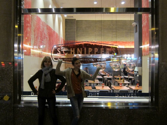 entrance to schnipper's 