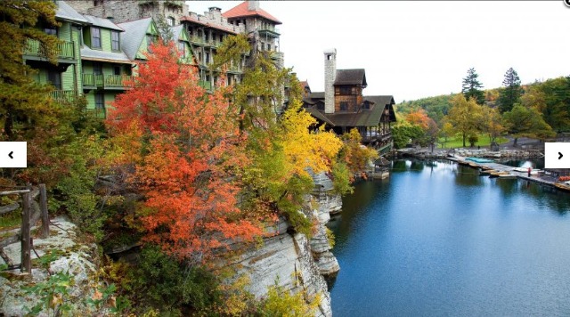 An image of the Mohonk Mountain House lake side view