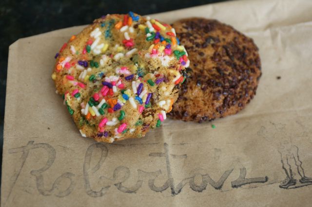 roberta's-pizza-delivery-bakery-cookies
