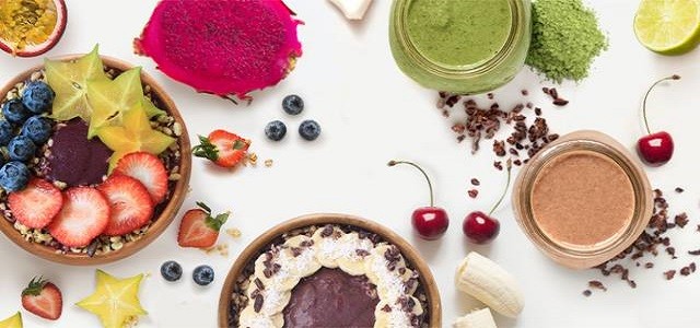 Fresh fruit acai bowls and green smoothie juices.