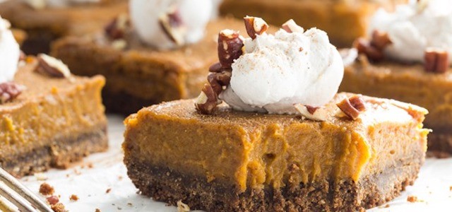 pumpkin pie squares with crust and whipped cream