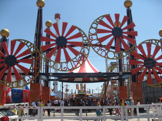 Luna Park in Coney Island entranceway with red and black circles