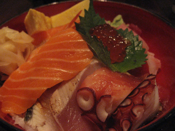 Momoyo Sushi on Amersterdam Ave serves up chirashi with fresh tuna, salmon, octopus and other fish varieties